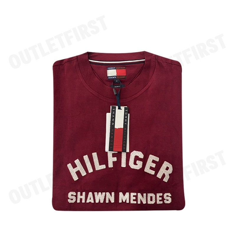 TOMMY HILFIGER รุ่น TOMMY HILFIGER X SHAWN MENDES ARCHIVE FIT T-SHIRT CODE: MW31189 XJS เสื้อยืด เสื้อคอกลม เสื้อผู้ชาย
