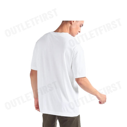 CALVIN KLEIN JEANS รุ่น RELAXED GRAPHIC PRINT T-SHIRT CODE: J325199 YAF เสื้อยืด เสื้อคอกลม เสื้อแขนสั้น