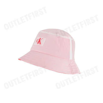 CALVIN KLEIN SWIMWEAR รุ่น BUCKET HAT CODE: KM00984 XM9 หมวกบักเก็ต หมวกแฟชั่น หมวก