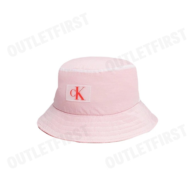 CALVIN KLEIN SWIMWEAR รุ่น BUCKET HAT CODE: KM00984 XM9 หมวกบักเก็ต หมวกแฟชั่น หมวก