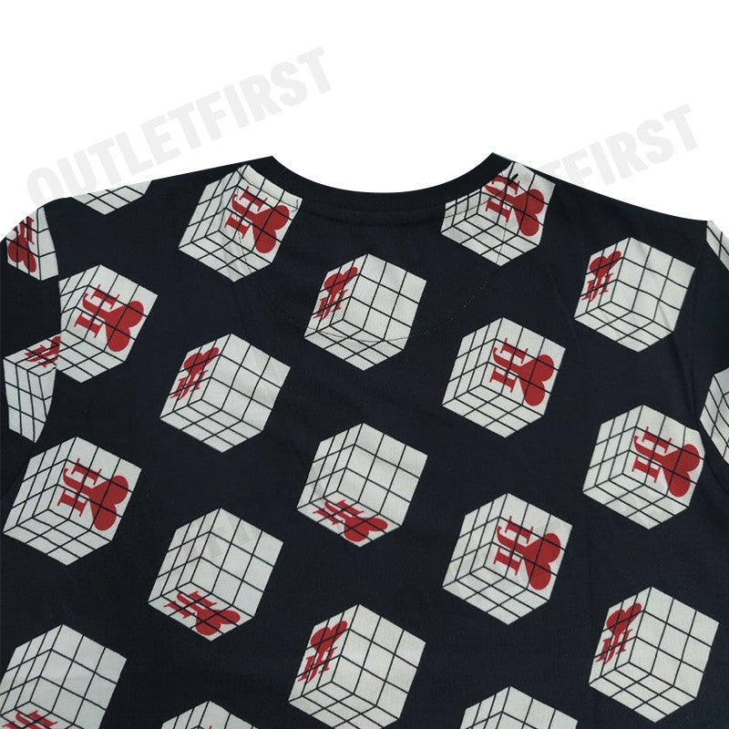 JOHN HENRY รุ่น CUBIC COLLAR BLOCK PATTERN PRINTED T-SHIRT(BLACK) CODE: JH S124MTSSM17 เสื้อยืด เสื้อคอกลม เสื้อแขนสั้น