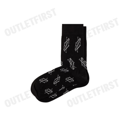 ARMANI EXCHANGE รุ่น RIBBED COTTON BLEND SOCKS WITH MONOGRAM LOGO CODE: 946026 4F433 38221  ถุงเท้าข้อยาว ถุงเท้าสีดำ