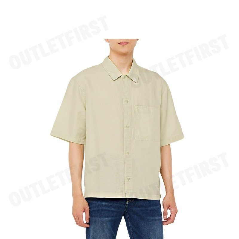 CALVIN KLEIN JEANS รุ่น MEN SOFT LINEN SHORT SLEEVE SHIRTS CODE: J325173 LFU เสื้อเชิ้ตแขนสั้น เสื้อเชิ้ตผู้ชาย