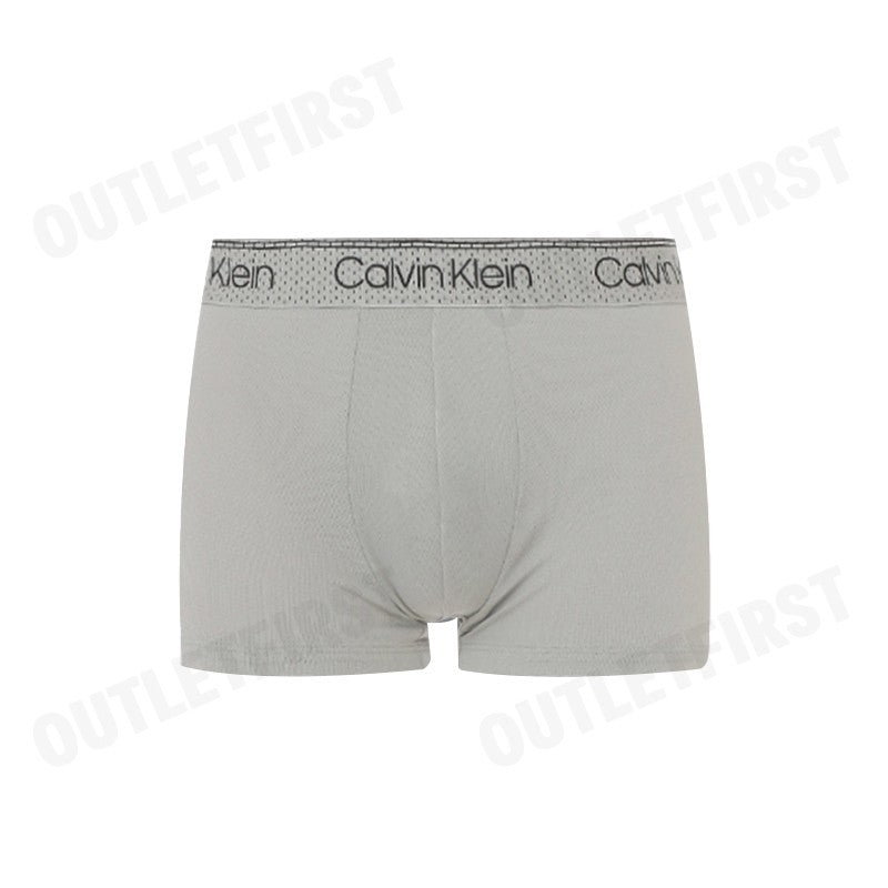 CALVIN KLEIN รุ่น MICRO STRETCH COOLING LOW RISE TRUNK CODE: NB3807 5JX กางเกงชั้นใน กางเกงขาสั้นผู้ชาย กางเกง