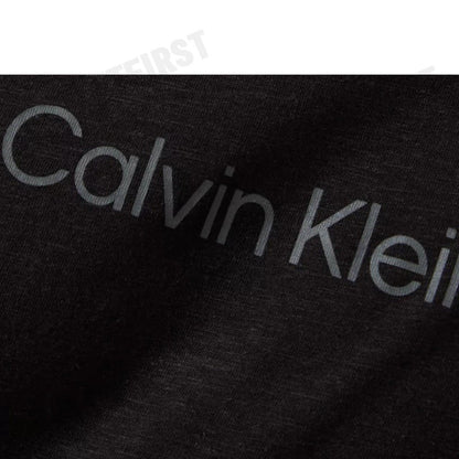 CALVIN KLEIN SWIMWEAR รุ่น MEN'S SHORT SLEEVE T-SHIRT CODE: KM00960 BEH  เสื้อยืดคอกลม เสื้อแขนสั้น เสื้อผู้ชาย