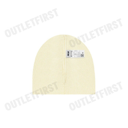 MLB รุ่น UNISEX VARSITY CURSIVE BEANIE CODE: 3ABNVM146 50CRD หมวกบีนนี่ หมวกสีครีม หมวกเอ็มแอลบี