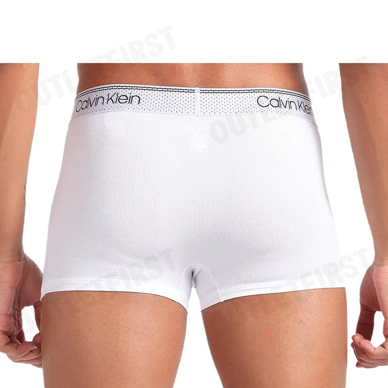 CALVIN KLEIN รุ่น MICRO STRETCH COOLING LOW RISE TRUNK CODE: NB3807 WF5 กางเกงชั้นใน กางเกงในผู้ชาย ขาสั้น
