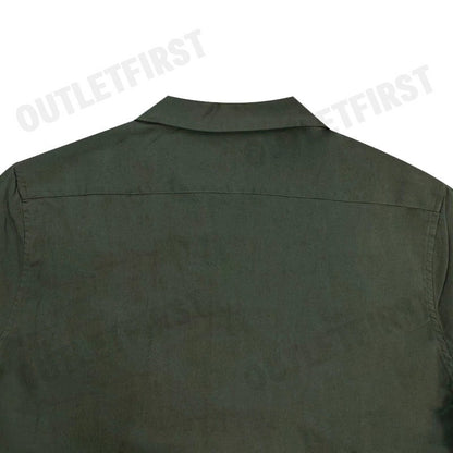 JOHN HENRY รุ่น MEN'S SHORT SLEEVES SHIRTS (MOSS GREEN) CODE: JH S224MSSRG26 เสื้อเชิ้ต เสื้อแขนสั้น เสื้อโปโล