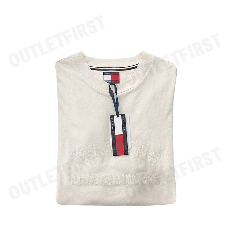 TOMMY HILFIGER รุ่น TOMMY HILFIGER X SHAWN MENDES LOGO T-SHIRT Code: MW31189 AC0 เสื้อยืด เสื้อคอกลม เสื้อผู้ชาย