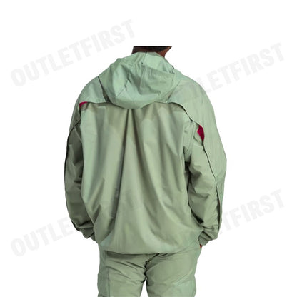 ADIDAS  รุ่น CITY ESCAPE PREMIUM WINDBREAKER CODE : IC3725 เสื้อฮู้ดแขนยาว เสื้อกันหนาว เสื้อเเขนยาว