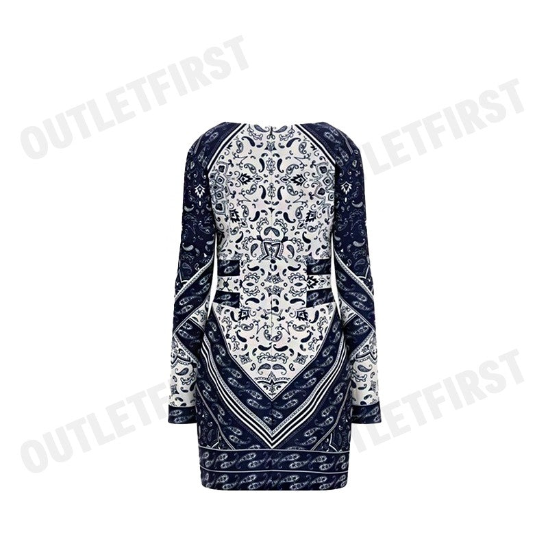 GUESS รุ่น WOMEN BANDANA PRINT MINI DRESS BLUE MULTI CODE: W3BK0IK9UN2 P7LN ชุดเดรส เสื้อผ้าแฟชั่นผู้หญิง ชุดผู้หญิง