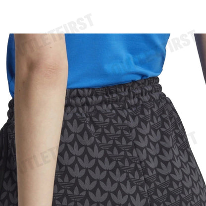ADIDAS รุ่น TREFOIL MONOGRAM SHORTS CODE: II3189 กางเกงขาสั้น กางเกงขาสั้นผู้หญิง กางเกงสีดำ