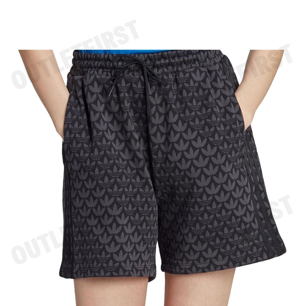 ADIDAS รุ่น TREFOIL MONOGRAM SHORTS CODE: II3189 กางเกงขาสั้น กางเกงขาสั้นผู้หญิง กางเกงสีดำ
