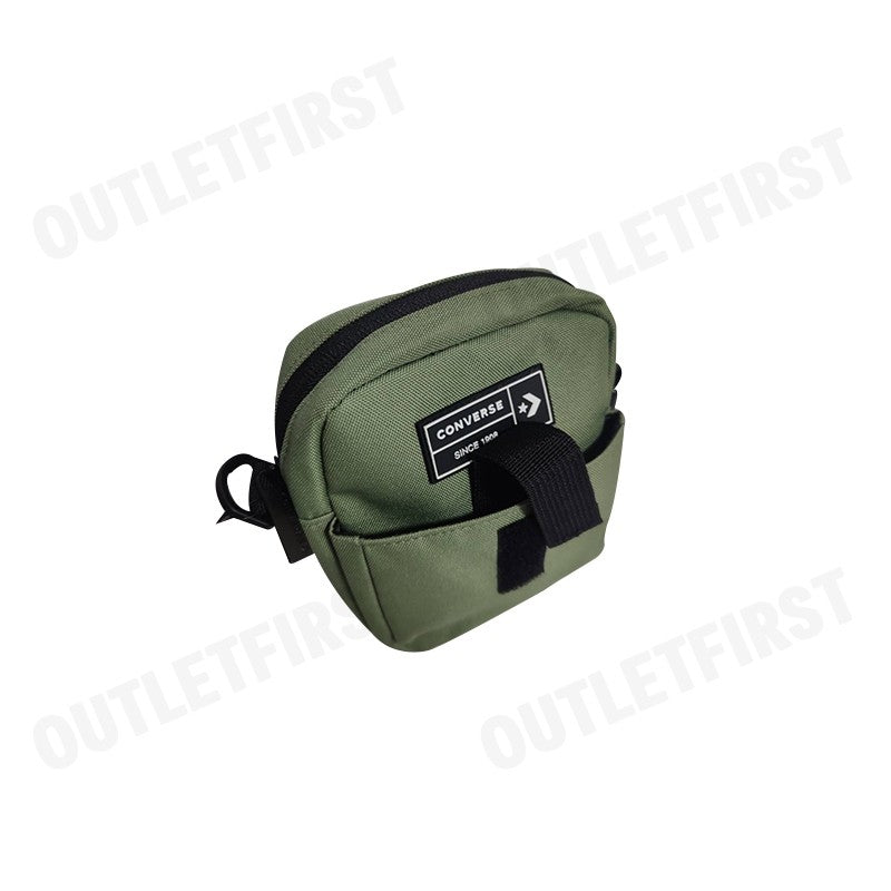 CONVERSE รุ่น  UNISEX CONVERTIBLE SHOULDER BAG CODE: 1261806BF3GNXX กระเป๋าสะพายข้าง กระเป๋า กระเป๋าแฟชั่น