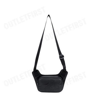 CALVIN KLEIN JEANS รุ่น CHINESE NEW YEAR CAMERA BAG CODE: HH3850 001 กระเป๋า กระเป๋าสะพายข้าง กระเป๋าคาดอก