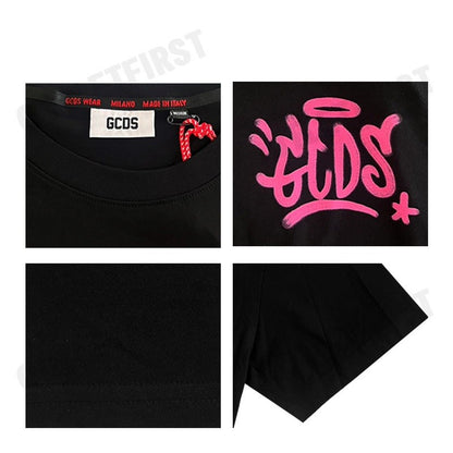 GCDS รุ่น  GRAFFITI T-SHIRT CODE: FW23M130127 เสื้อยืดคอกลม เสื้อผู้ชาย เสื้อยืด