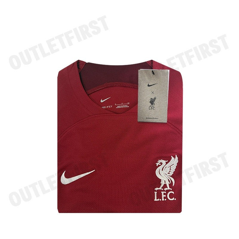 NIKE รุ่น LIVERPOOL FC 2022/23 STADIUM HOME CODE: DM1843 609 เสื้อยืดคอกลม เสื้อยืดผู้ชาย เสื้อกีฬา