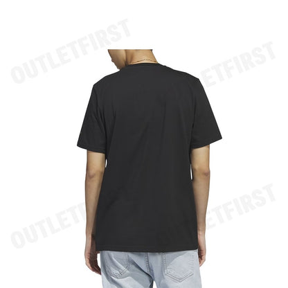 ADIDAS รุ่น  CAMO BADGE OF SPORT GRAPHIC TEE CODE: HS3213 เสื้อยืดคอกลม เสื้อยืดผู้ชาย เสื้อคอกลมผู้ชาย