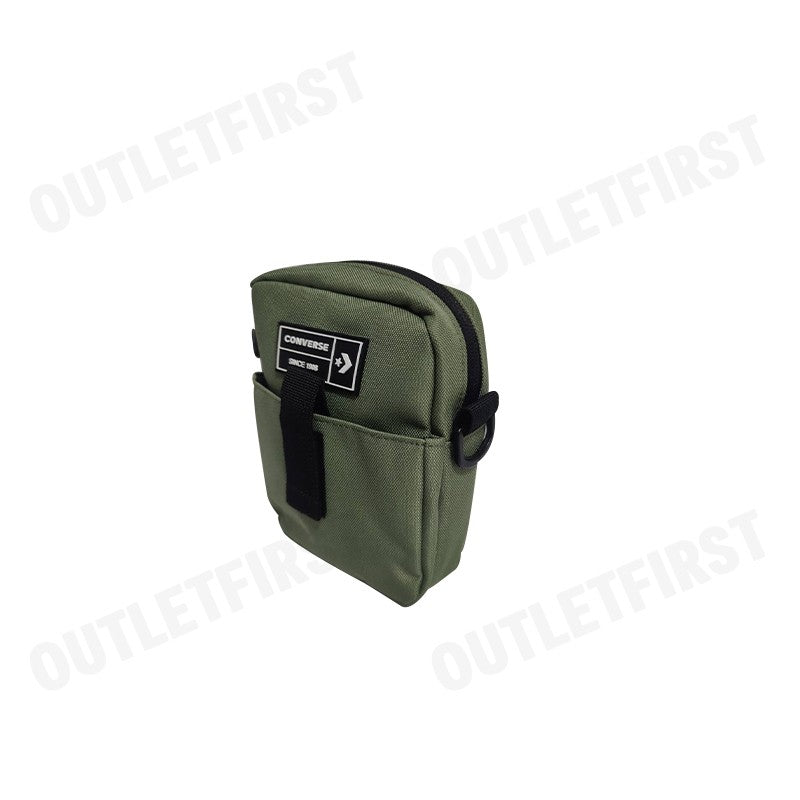CONVERSE รุ่น  UNISEX CONVERTIBLE SHOULDER BAG CODE: 1261806BF3GNXX กระเป๋าสะพายข้าง กระเป๋า กระเป๋าแฟชั่น