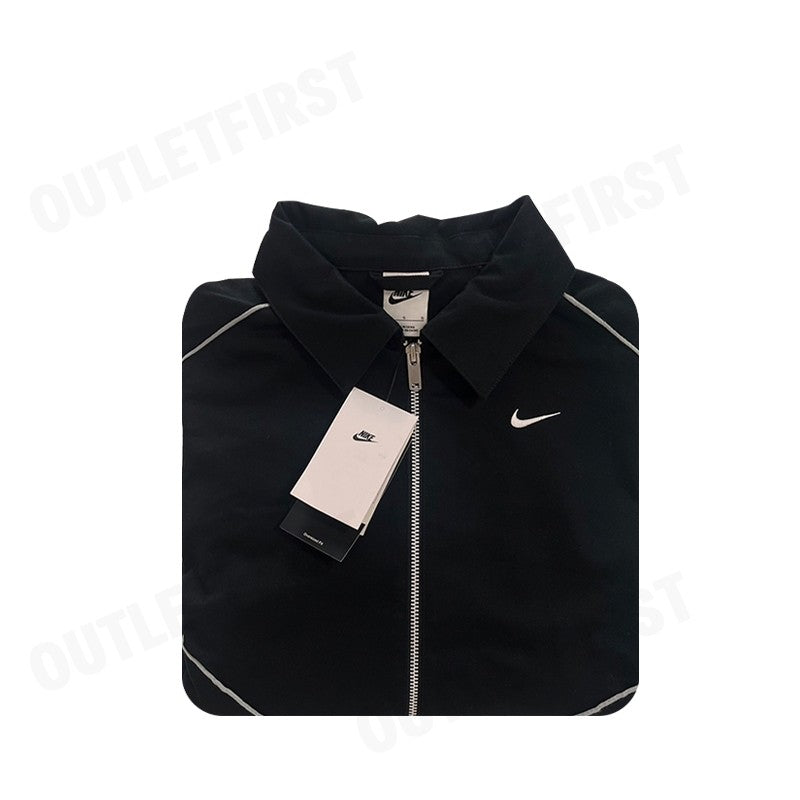 NIKE รุ่น SPORTSWEAR WOMEN'S WOVEN JACKET CODE: FN1941 010 เสื้อแจ็คเก็ตแขนยาว เสื้อแจ็คเก็ตผู้ชาย เสื้อแขนยาว