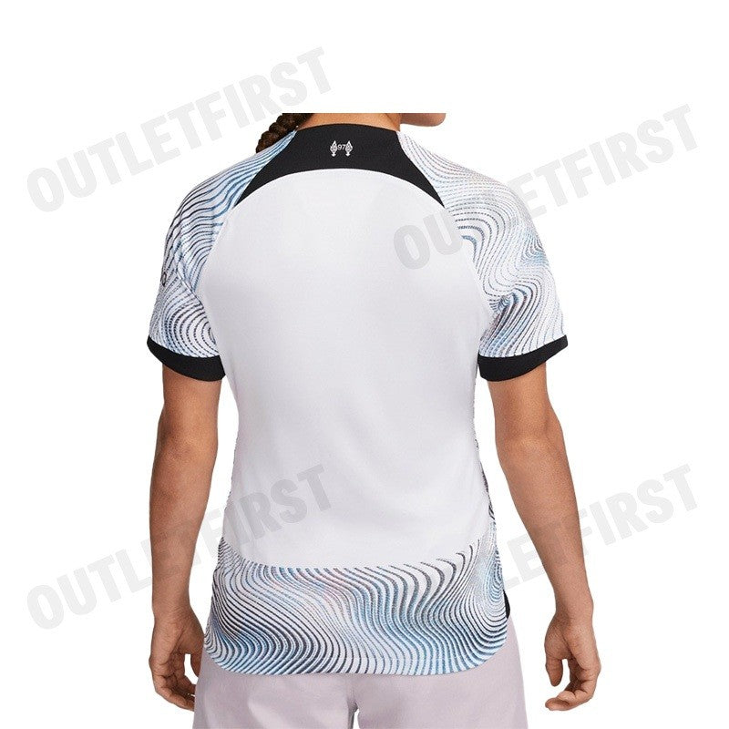 NIKE รุ่น WOMENS AWAY STADIUM JERSEY 22/23 CODE: DN2732 101 เสื้อยืดคอกลม เสื้อยืด เสื้อคอกลมผู้หญิง
