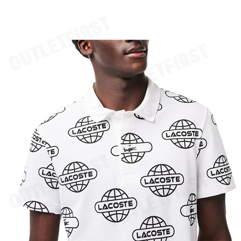 LACOSTE รุ่น GLOBE PRINT LACOSTE MOVEMENT POLO SHIRT CODE: PH6241 10 AU8 เสื้อโปโล เสื้อโปโลแขนสั้น เสื้อโปโลผู้ชาย