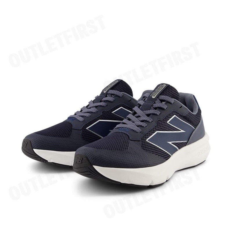 NEW BALANCE รุ่น DYNASOFT 800 V1 CODE: UA800CC1 รองเท้าผ้าใบ รองเท้าวิ่ง รองเท้า