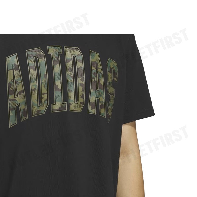 ADIDAS รุ่น  CAMO BADGE OF SPORT GRAPHIC TEE CODE: HS3213 เสื้อยืดคอกลม เสื้อยืดผู้ชาย เสื้อคอกลมผู้ชาย