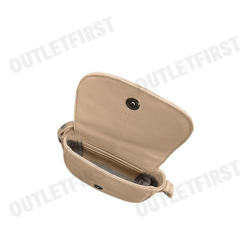 CK CALVIN KLEIN รุ่น  SADDLE CROSSBODY BAG (NUDE) CODE: L06 W1083 กระเป๋าสะพายข้าง  กระเป๋า กระเเป๋าแฟชั่น