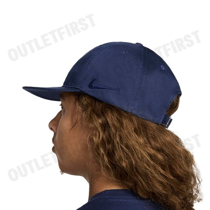 NIKE รุ่น UNSTRUCTURED FLAT-BILL CAP CODE: FN4405 410 หมวกแก็ป หมวกแฟชั่น หมวกเบสบอล