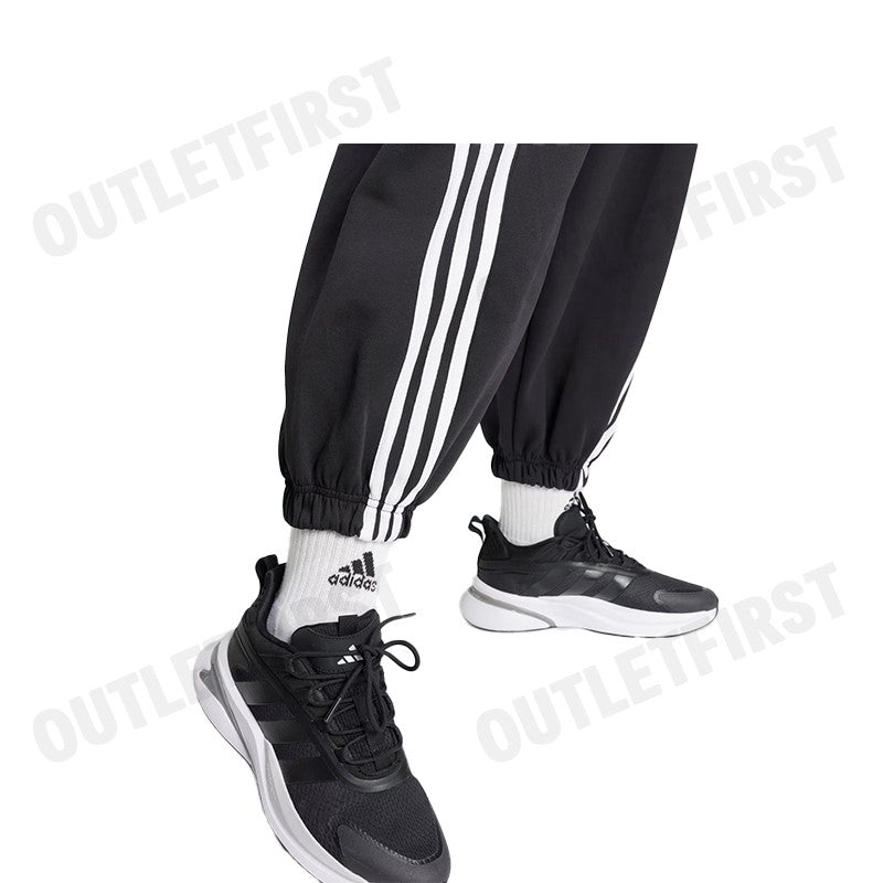 ADIDAS รุ่น FUTURE ICONS 3-STRIPES PARACHUTE PANTS CODE: IV7510 กางเกงลำลองขายาว กางเกงขายาวผู้หญิง กางเกง