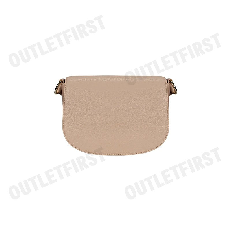 DKNY รุ่น SEVENTH AVENUE NEW MD FLAP CROSSBODY CODE: R41EKC54 NUD กระเป๋าสะพายข้าง กระเป๋า กระเป๋าสะพายไหล่