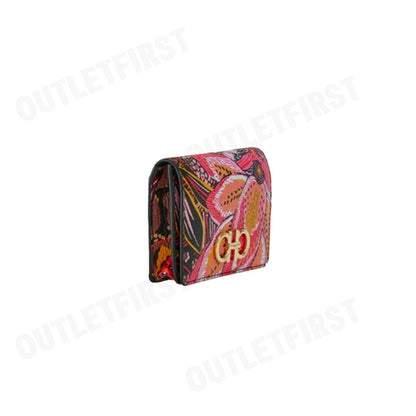SALVATORE FERRAGAMO รุ่น GANCINI CONTINENTAL WALLET IN MULTICOLOR CODE: 220371 0755621 230 กระเป๋าสตางค์ กระเป๋า