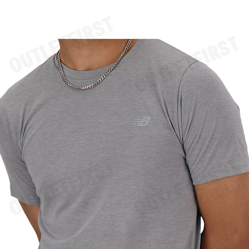 NEW BALANCE รุ่น  SPORT ESSENTIALS HEATHERTEC T-SHIRT CODE: MT41070AGT เสื้อยืด เสื้อผู้ชาย เสื้อคอกลม