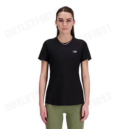 NEW BALANCE รุ่น WOMAN'S JACQUARD SLIM T-SHIRT CODE: WT41281 BK เสื้อยืดคอกลม เสื้อยืดแขนสั้น เสื้อยืดผู้หญิง
