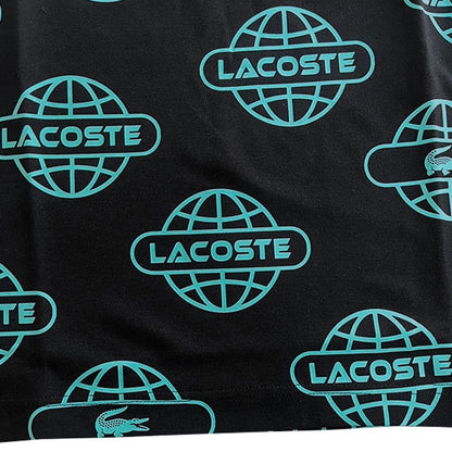 LACOSTE รุ่น GLOBE PRINT LACOSTE MOVEMENT POLO SHIRT CODE: PH6241 10 QPI เสื้อโปโล เสื้อโปโลแขนสั้น เสื้อโปโลคอปก