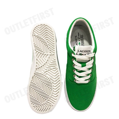 LACOSTE รุ่น  WOMEN'S JUMP SERVE LACE LACOSTE X PEANUTS SNEAKERS CODE: 7-42CFA00271R7 รองเท้าผ้าใบ รองเท้าผู้หญิง