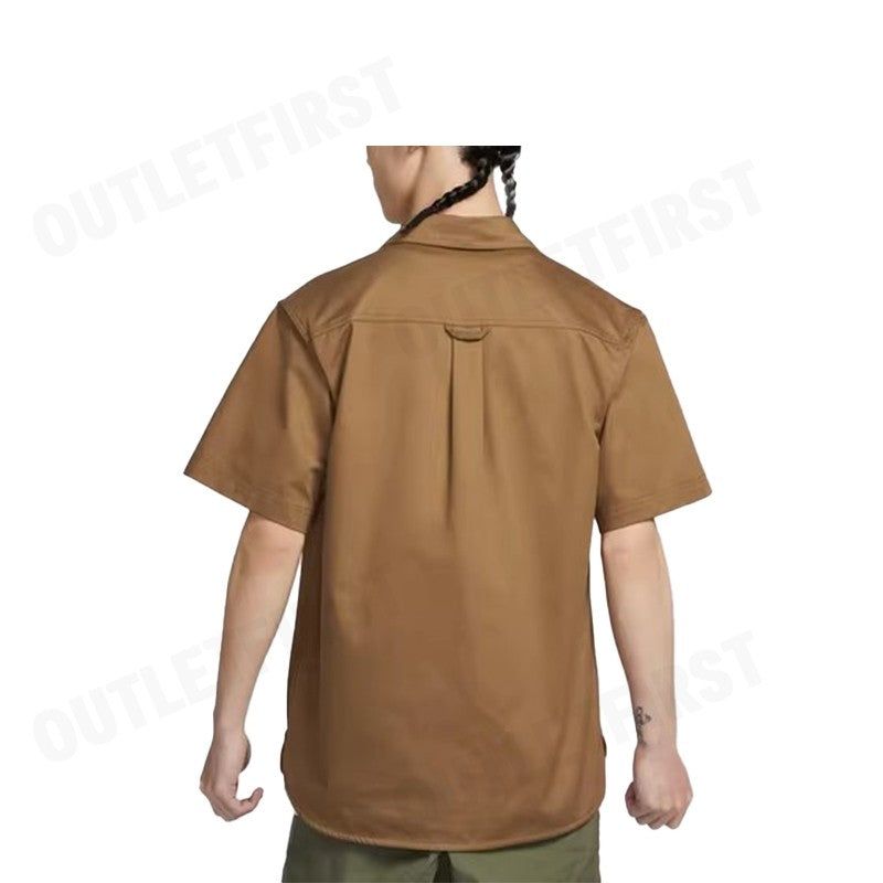 NIKE รุ่น NIKE SB SHORT-SLEEVE WOVEN SKATE CODE: DV9076 270 เสื้อเชิ้ตแขนสั้น เสื้อเชิ้ตผู้ชาย เสื้อเชิ้ต