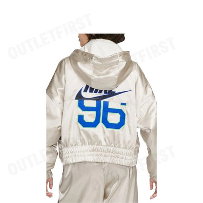 NIKE รุ่น WOMEN'S CIRCA 96 JACKET CODE: DV8083 104 เสื้อโค้ทแจ็คเก็ต เสื้อโค้ท เสื้อแขนยาวมีฮู้ด