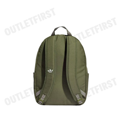 ADIDAS รุ่น ADICOLOR BACKPACK CODE: IX7460 กระเป๋าเป้ กระเป๋าสะพายหลัง กระเป๋าเป้แฟชั่น