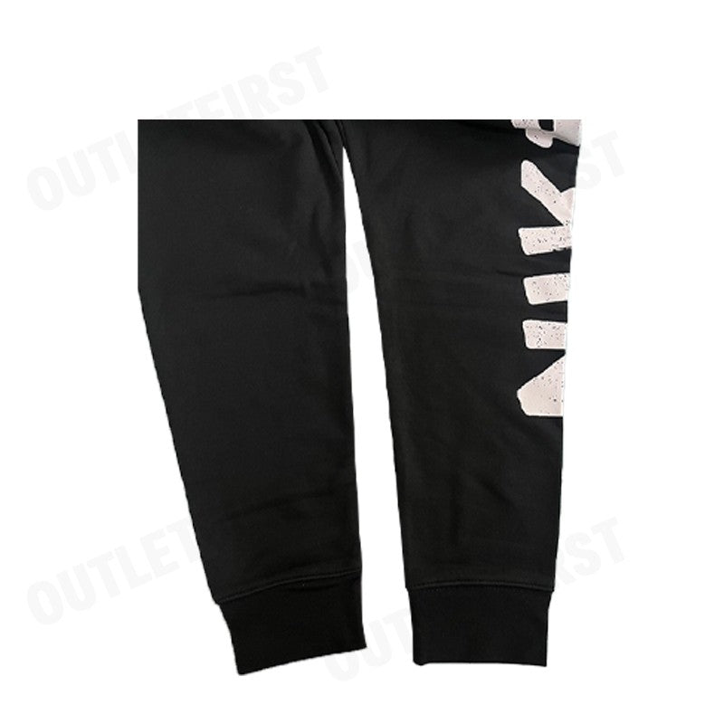 NIKE รุ่น MEN'S JOGGERS LOGO PANTS CODE: CZ9939 010 กางเกงขายาว กางเกงขายาวผู้ชาย กางเกงวิ่ง