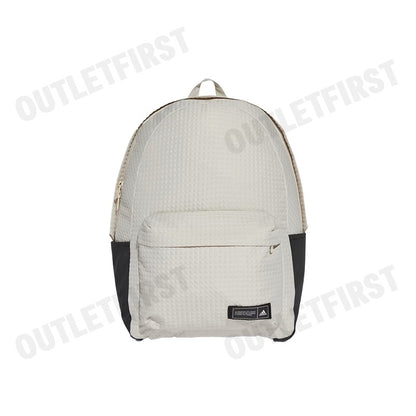 ADIDAS รุ่น CLASSIC SEASONAL BACKPACK CODE: IY5352 กระเป๋าเป้ กระเป๋าสะพายหลัง กระเป๋าสะพายแฟชั่น