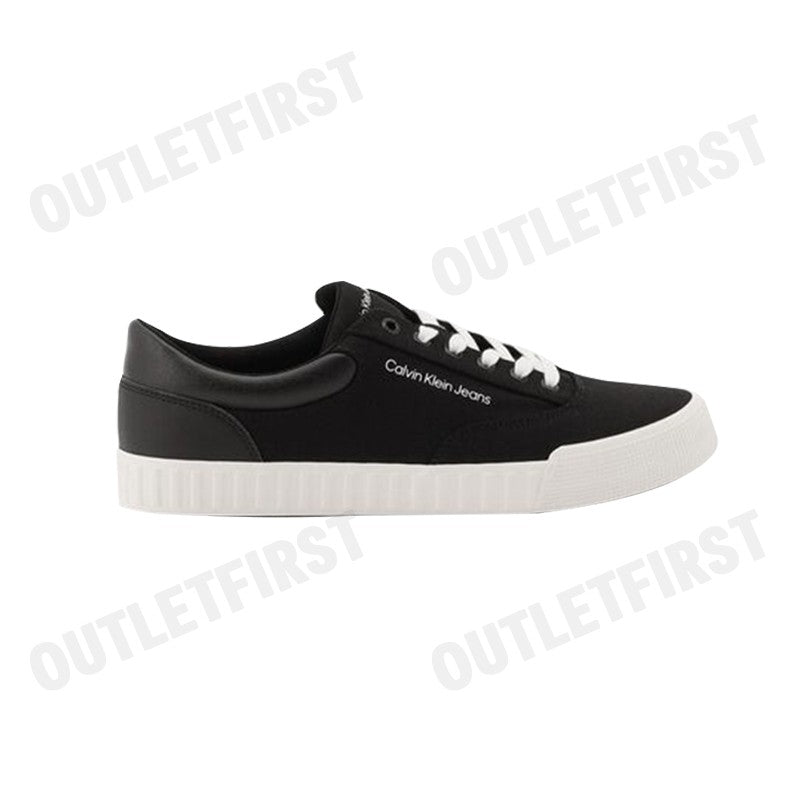 CALVIN KLEIN JEANS รุ่น MEN'S SKATER VULC LOW IN LACE CODE: YM00903 0GM รองเท้าผ้าใบ รองเท้าผ้าใบผู้ชาย รองเท้า