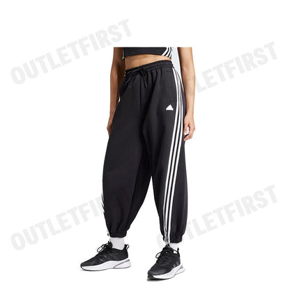 ADIDAS รุ่น FUTURE ICONS 3-STRIPES PARACHUTE PANTS CODE: IV7510 กางเกงลำลองขายาว กางเกงขายาวผู้หญิง กางเกง