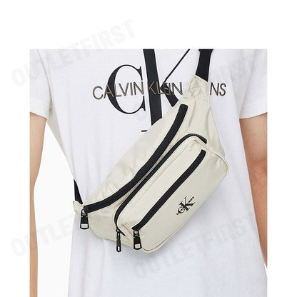 CALVIN KLEIN JEANS รุ่น MONOGRAM BANANA CODE: HP2185 001 กระเป๋าคาดอก กระเป๋าคาดอกผู้ชาย กระเป๋าคาดอกแฟชั่น