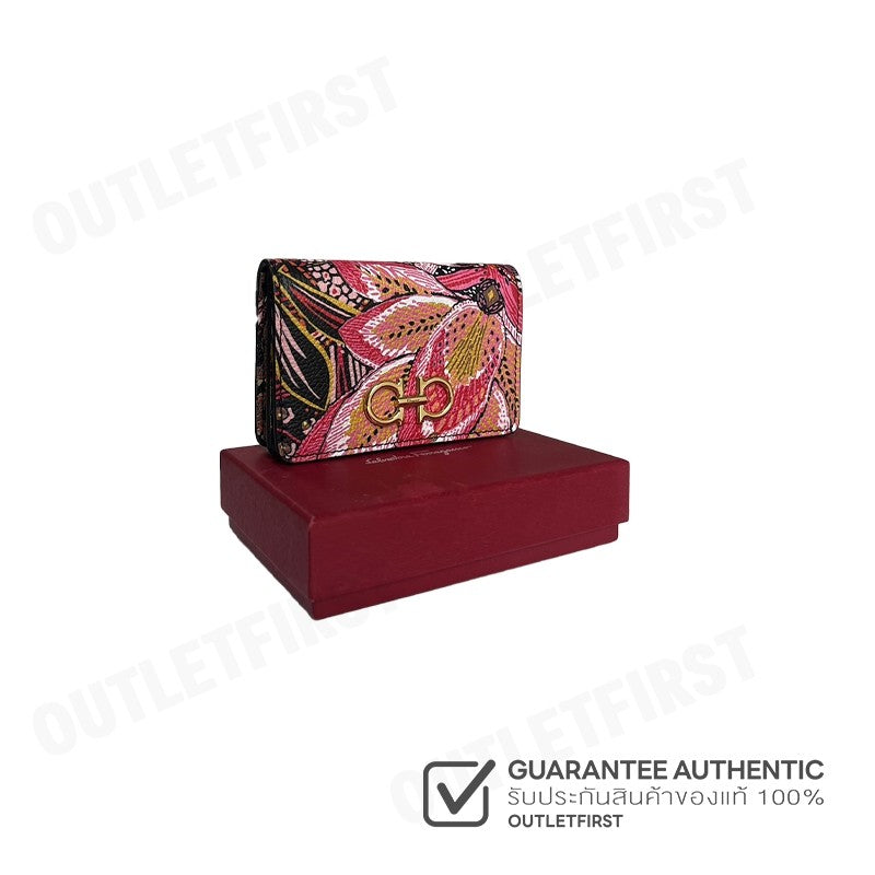 SALVATORE FERRAGAMO รุ่น GANCINI CONTINENTAL WALLET IN MULTICOLOR CODE: 220371 0755621 230 กระเป๋าสตางค์ กระเป๋า