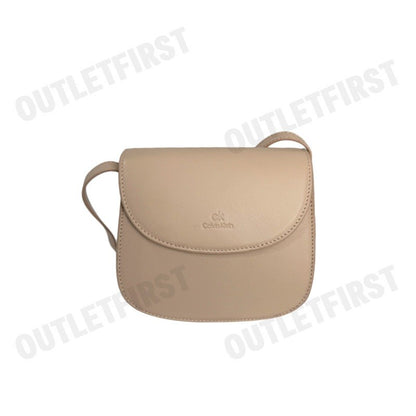 CK CALVIN KLEIN รุ่น  CROSSBODY BAG (NUDE) CODE: L06 W1056 กระเป๋าสะพายข้าง กระเป๋าผู้หญิง กระเป๋าแฟชั่น