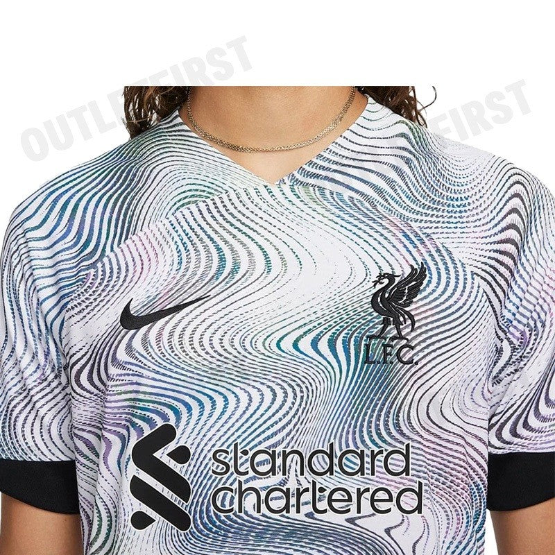 NIKE รุ่น WOMENS AWAY STADIUM JERSEY 22/23 CODE: DN2732 101 เสื้อยืดคอกลม เสื้อยืด เสื้อคอกลมผู้หญิง