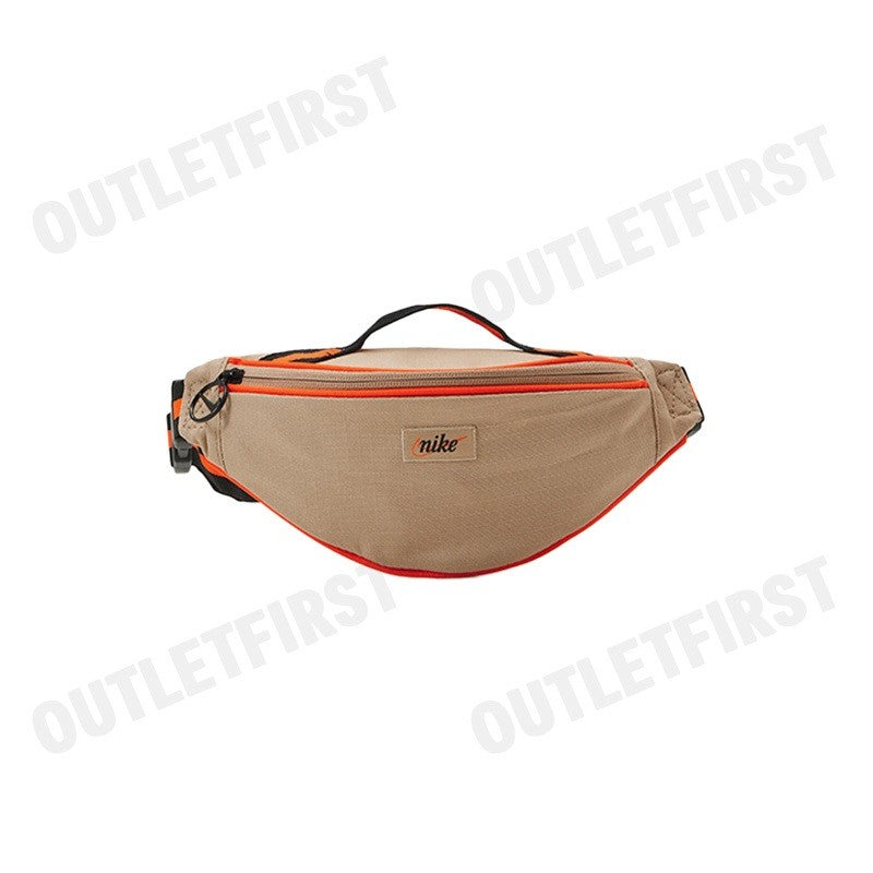 NIKE รุ่น HERITAGE RETRO HIP PACK CODE: DR6266 200 กระเป๋าคาดอก กระเป๋าคาดอกแฟชั่น กระเป๋าสะพายข้าง