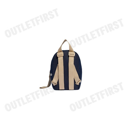 ADIDAS รุ่น TREFOIL CREST MINI BACKPACK CODE: II3372 กระเป๋าเป้ขนาดเล็ก กระเป๋าเป้ กระเป๋าสะพายหลัง